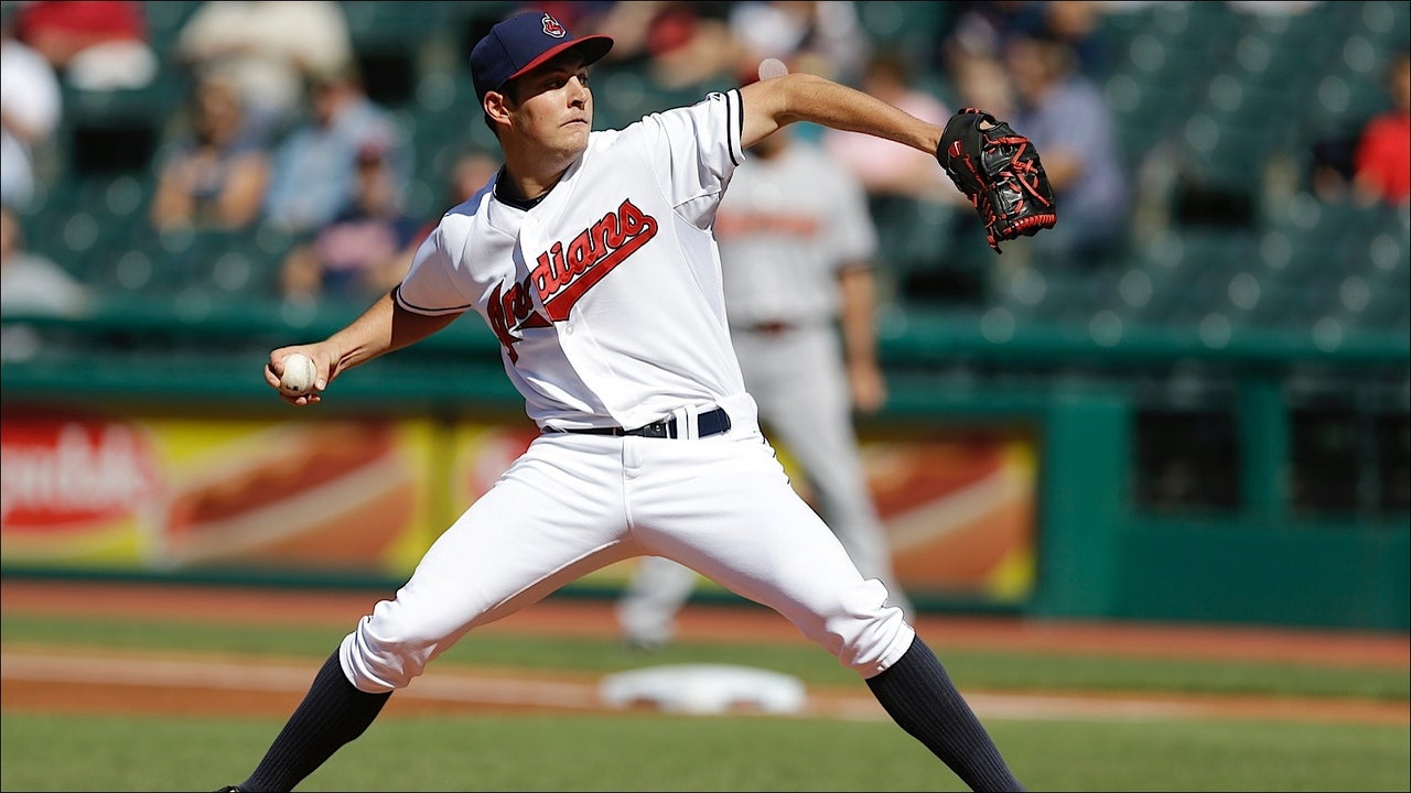 Bauer keeps cool against former team